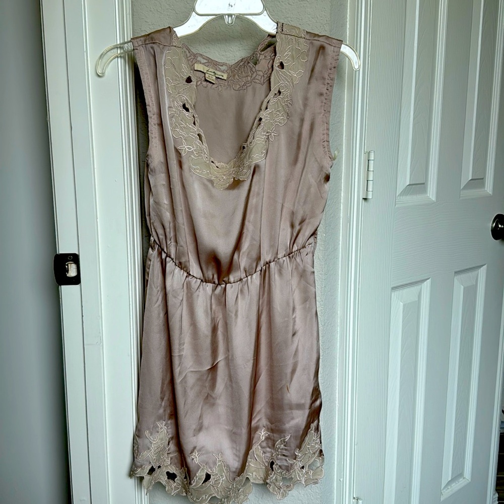 Forever 21 tan dress